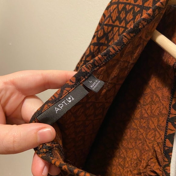 Soft & Cozy Apt. 9 Top w/ front X Detail - Picture 5 of 5